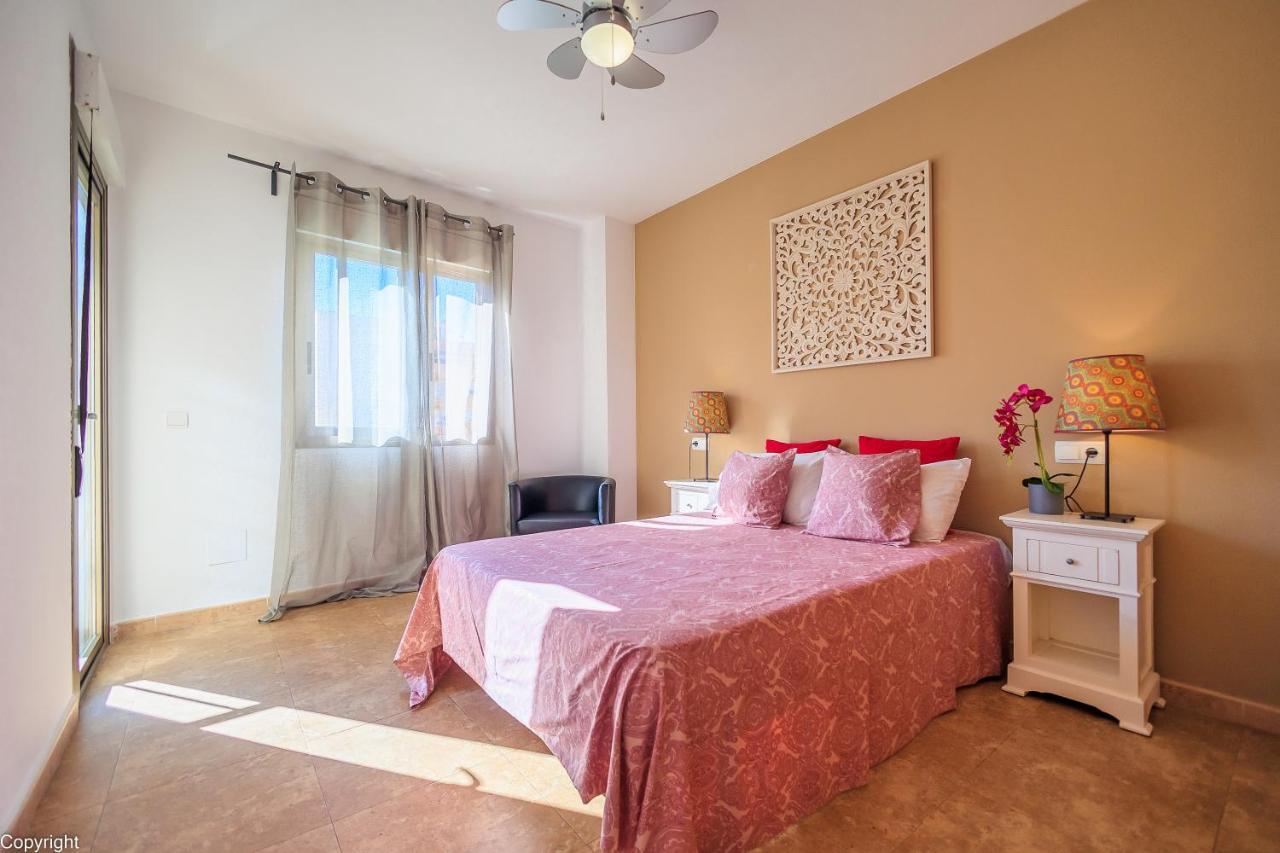 Apartamentos Madrid Torrevieja Dış mekan fotoğraf