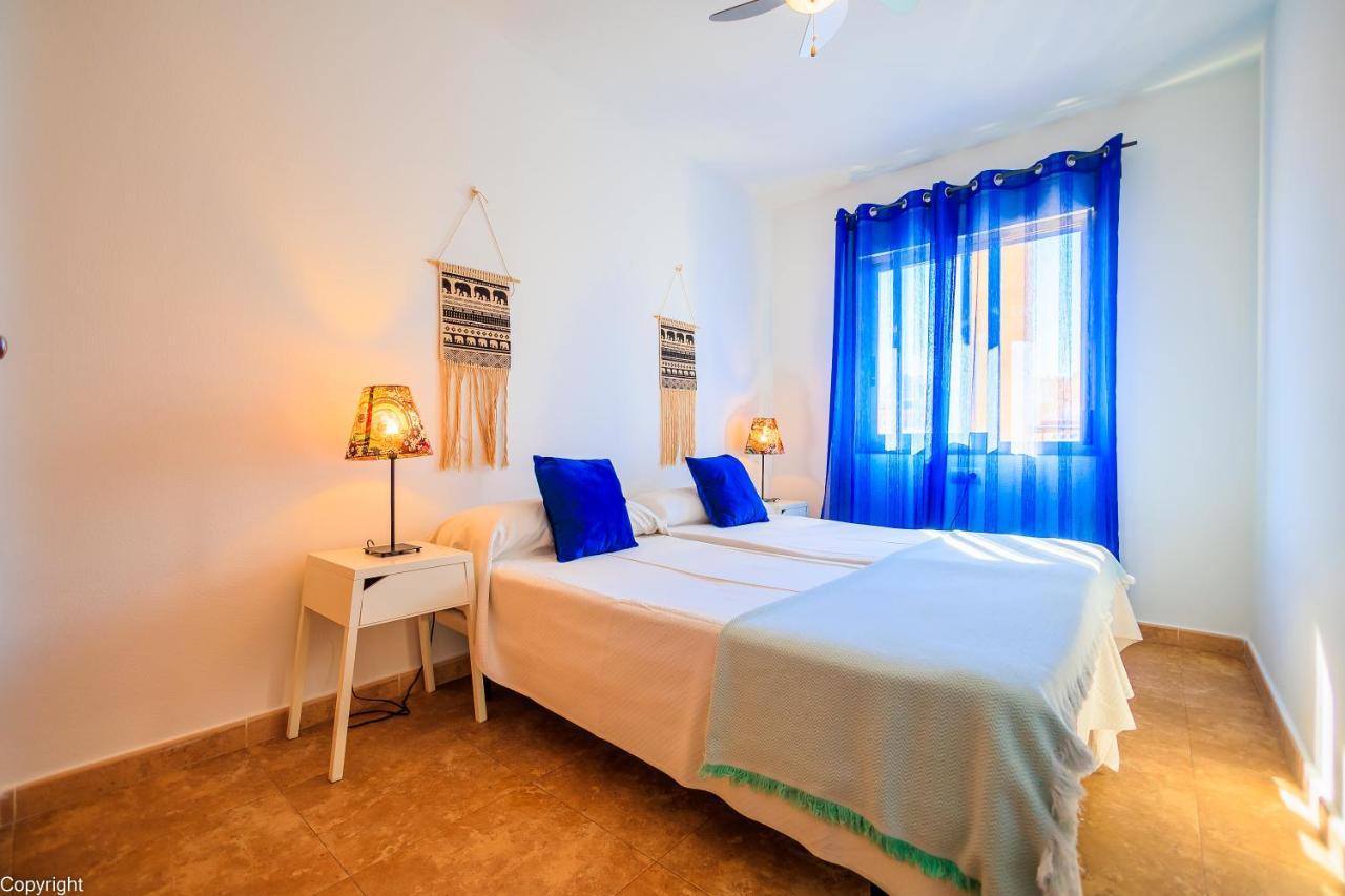 Apartamentos Madrid Torrevieja Dış mekan fotoğraf