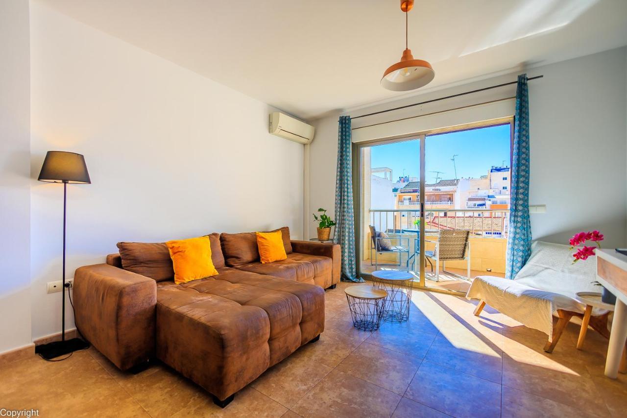 Apartamentos Madrid Torrevieja Dış mekan fotoğraf