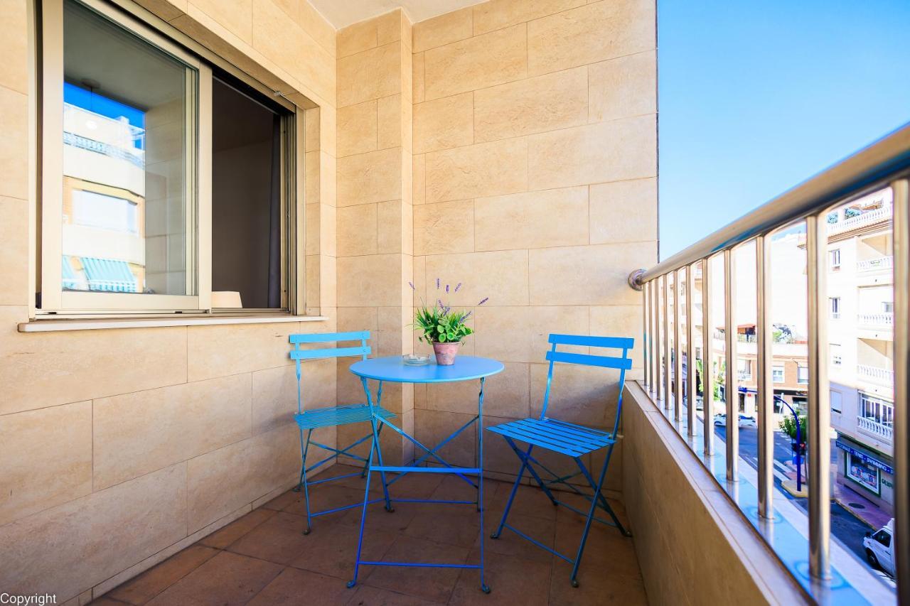 Apartamentos Madrid Torrevieja Dış mekan fotoğraf