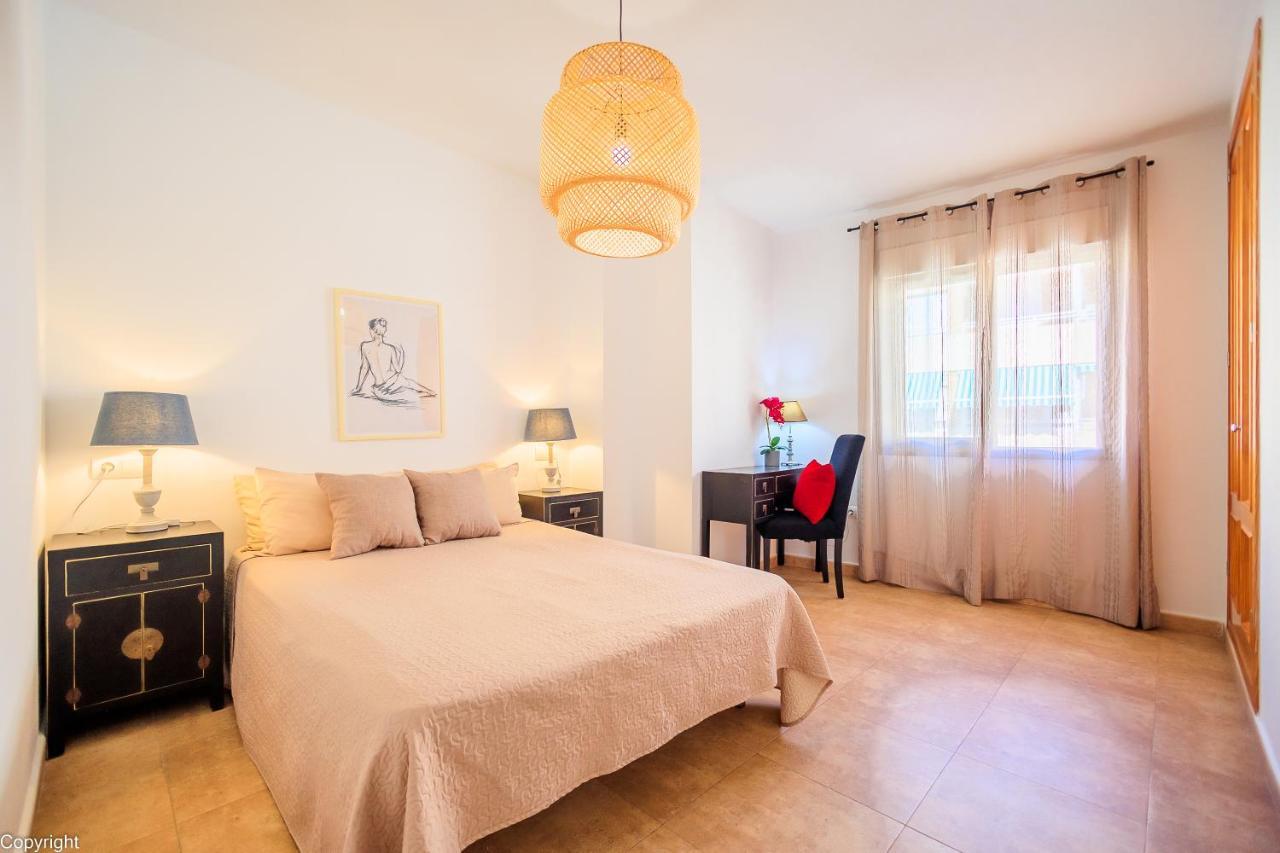 Apartamentos Madrid Torrevieja Dış mekan fotoğraf