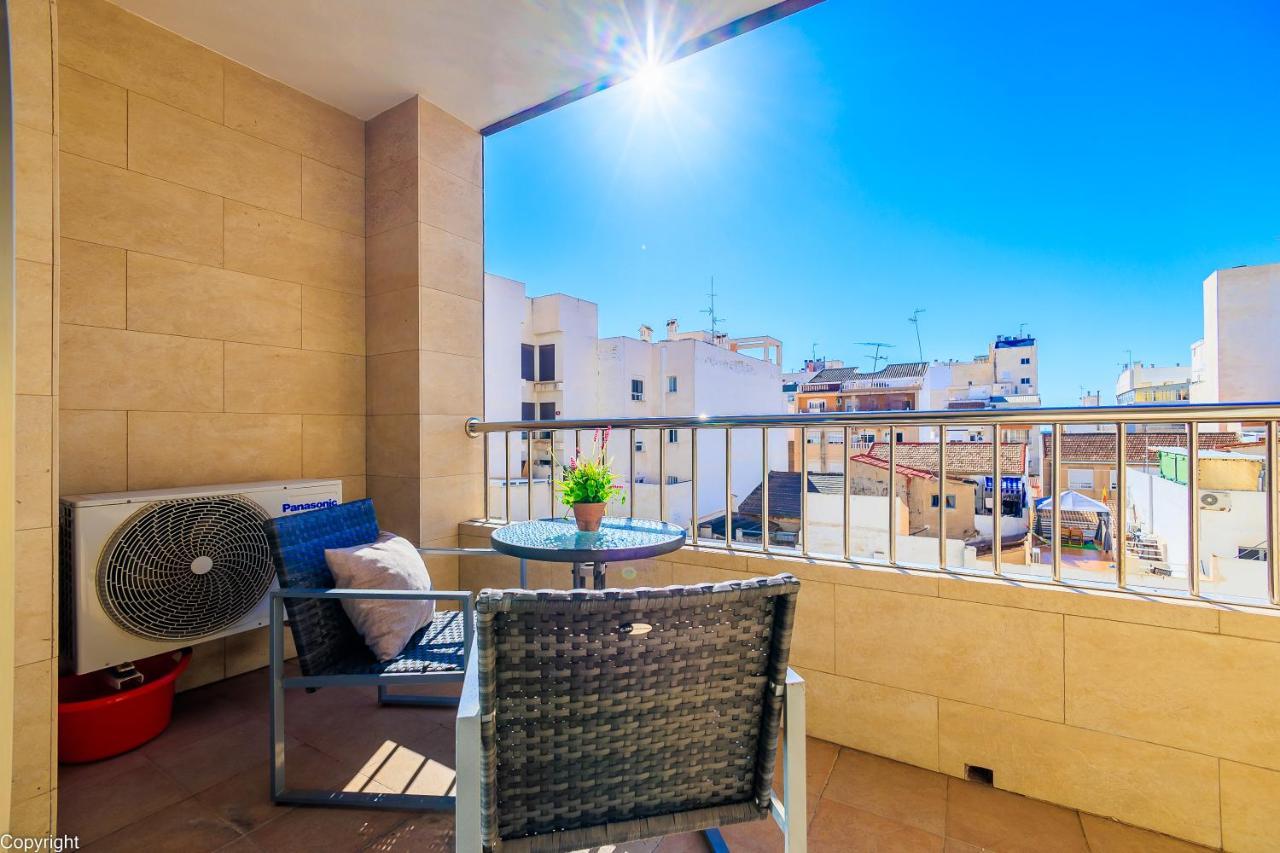 Apartamentos Madrid Torrevieja Dış mekan fotoğraf